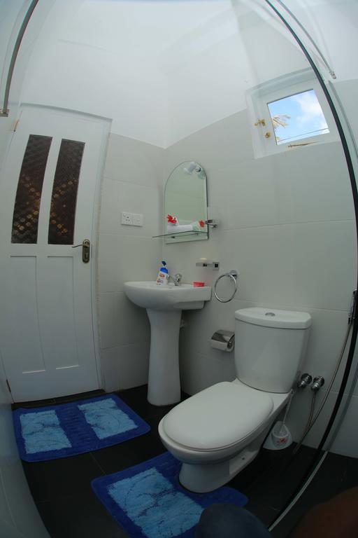 Sandani Apartments Kochchikade Extérieur photo