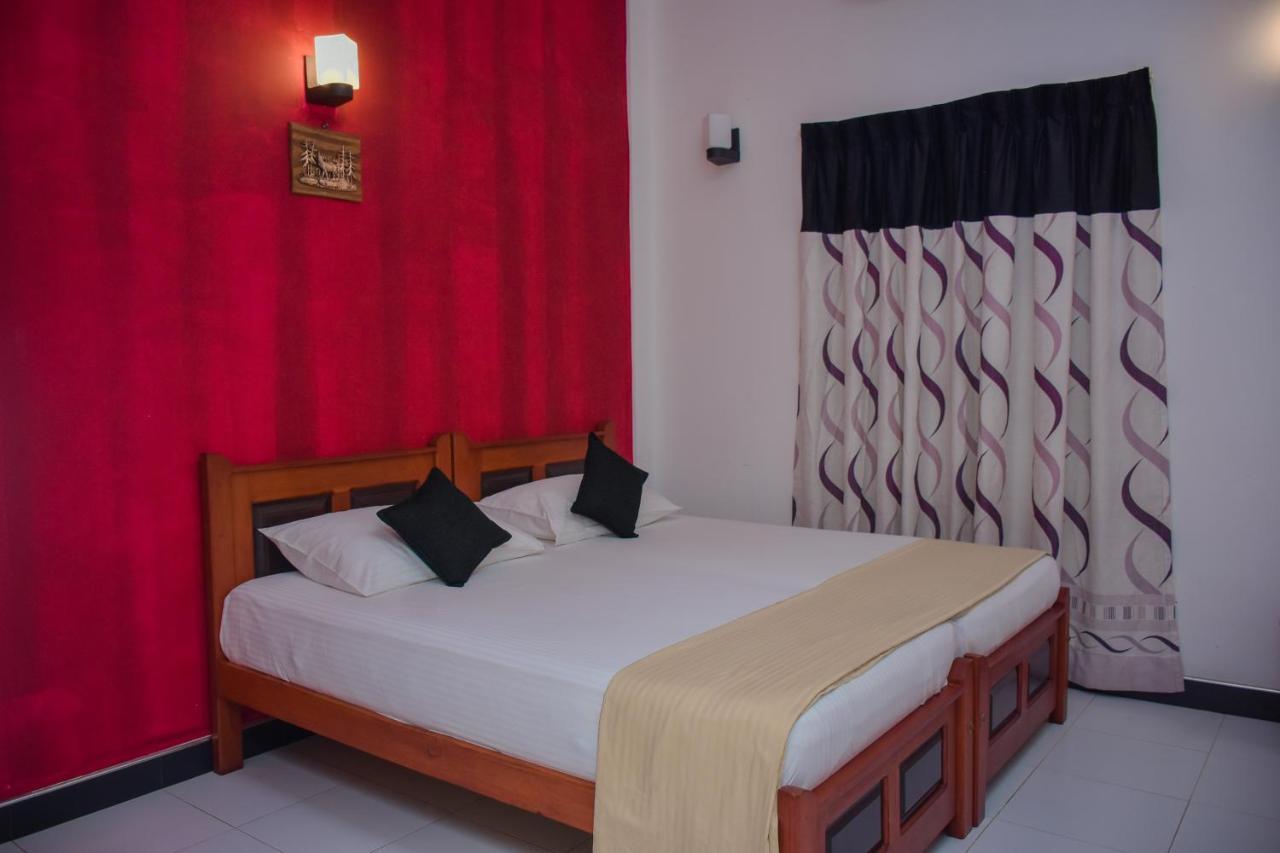 Sandani Apartments Kochchikade Extérieur photo