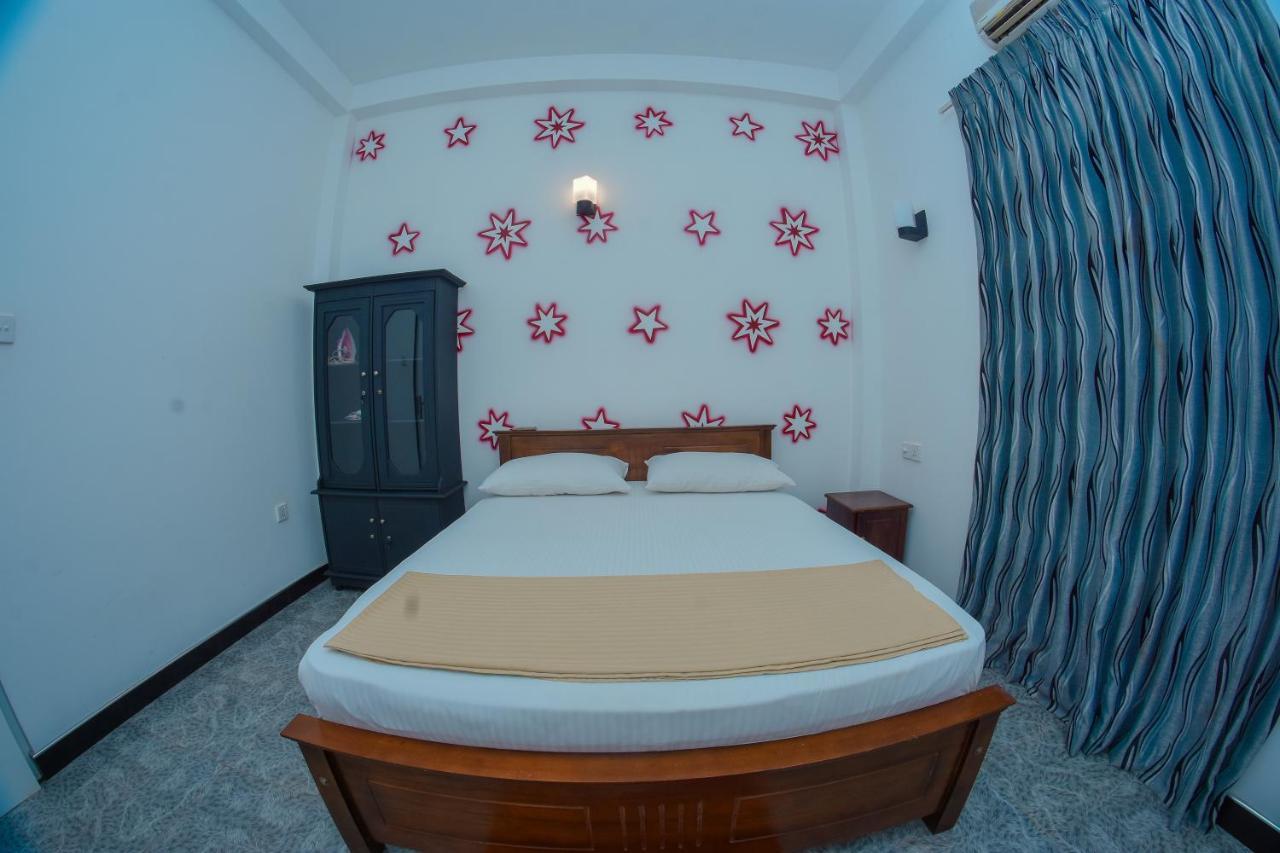 Sandani Apartments Kochchikade Extérieur photo